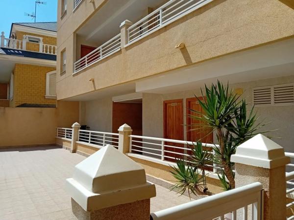 Piso en montesinos s/n