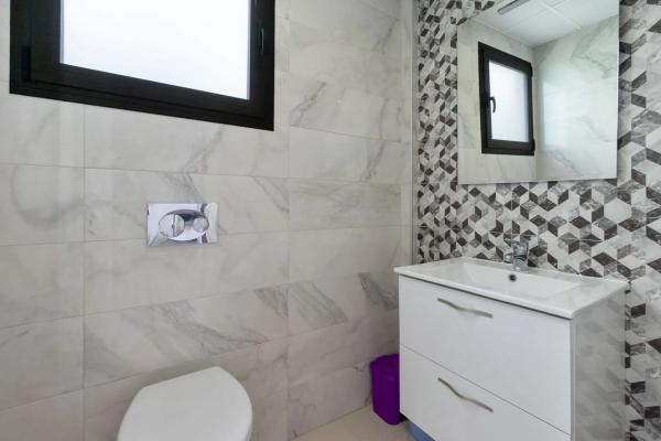 Chalet adosado en calle Navia