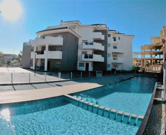 Piso en calle Carolinas