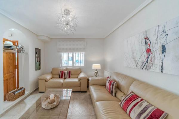 Chalet pareado en calle Alambre