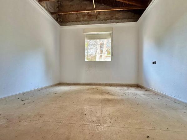 Casa independiente en calle Sallavedra