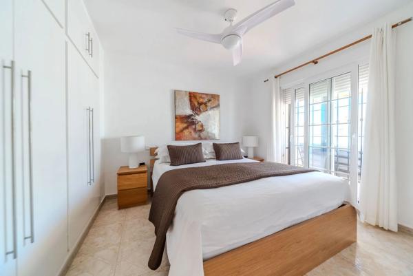 Chalet pareado en calle Alambre