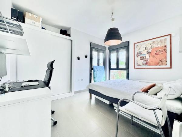 Dúplex en Barrio Lomas de Campoamor-Las Ramblas