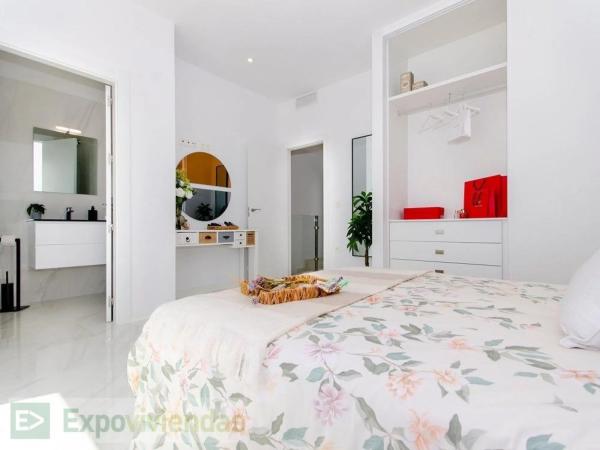 Casa independiente en calle Albaricoquero