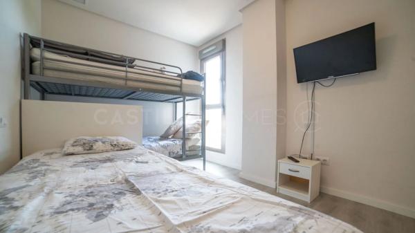 Piso en calle Clavo, 5