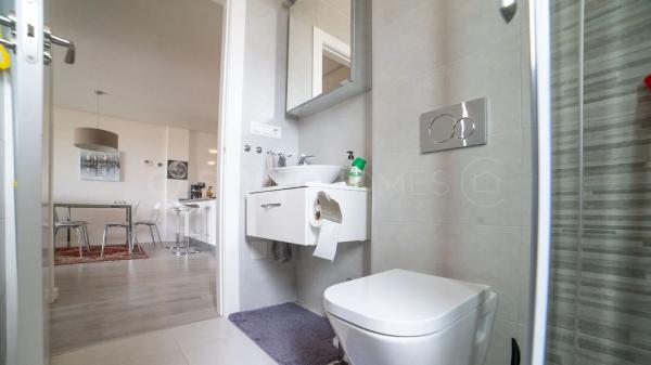 Piso en calle Clavo, 5