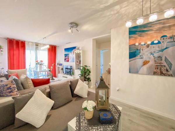 Piso en calle Pebrella