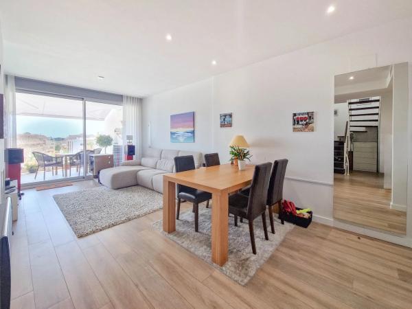 Ático en calle Azafrán