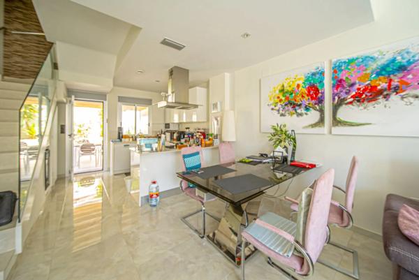 Casa independiente en calle Castillo de la Torre Grosa