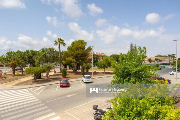 Chalet adosado en calle Anzuelo