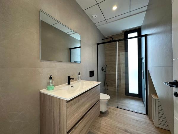 Casa independiente en avenida Sánchez Lozano, 6