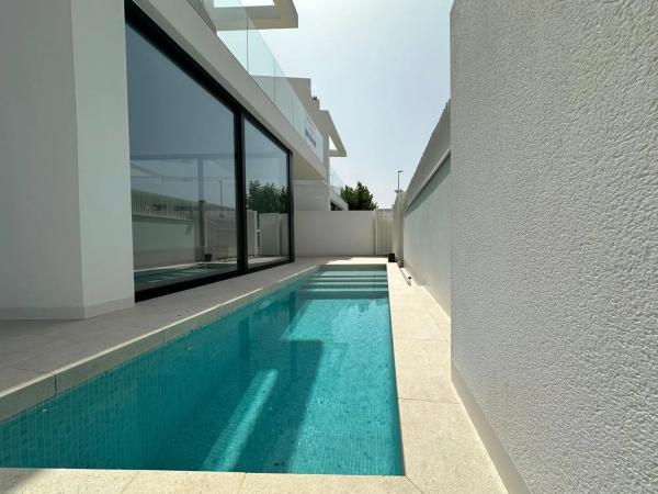 Casa independiente en avenida Sánchez Lozano, 6