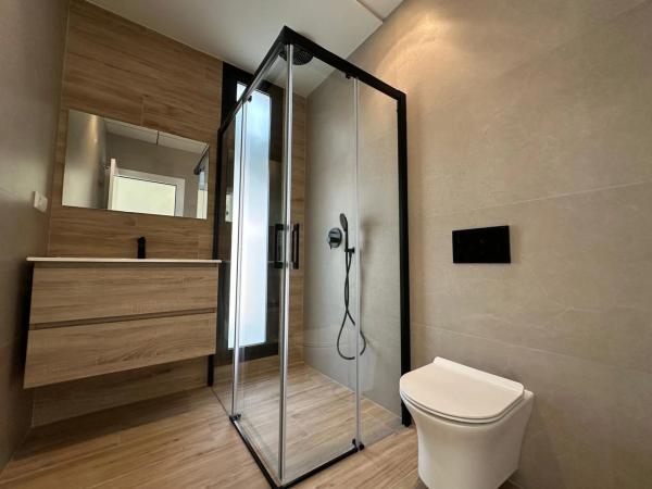 Casa independiente en avenida Sánchez Lozano, 6