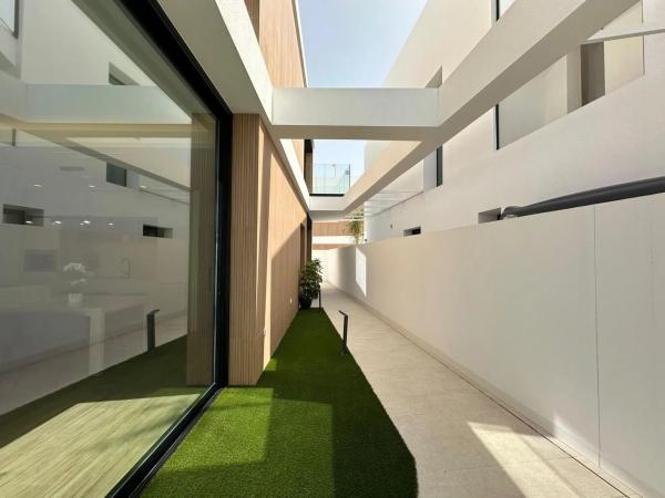 Casa independiente en avenida Sánchez Lozano, 6