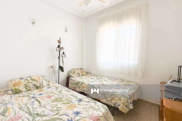 Chalet adosado en calle Albahaca