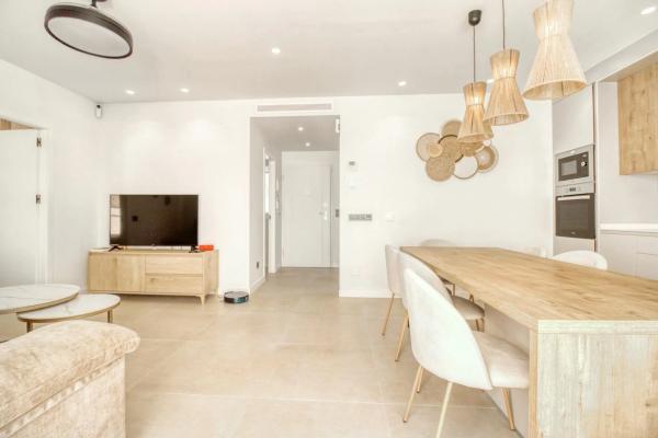 Casa independiente en avenida de Europa