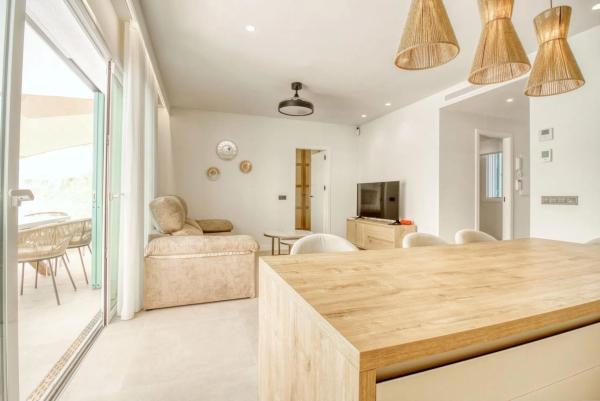 Casa independiente en avenida de Europa