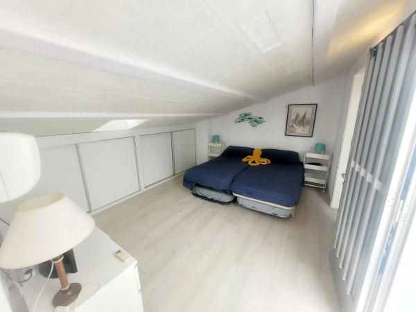 Chalet pareado en calle Noruega, 79