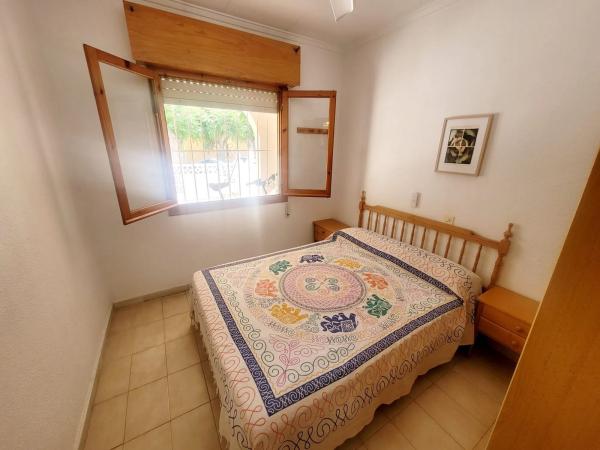 Chalet pareado en calle Noruega, 79