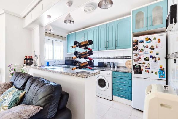 Casa independiente en Av Arandano