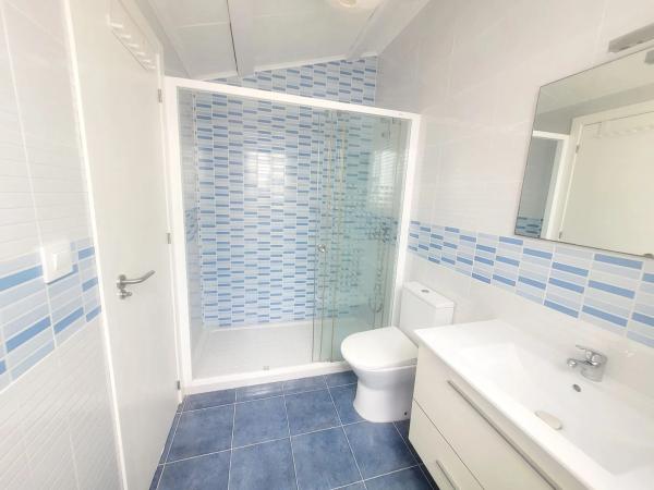 Chalet pareado en calle Noruega, 79