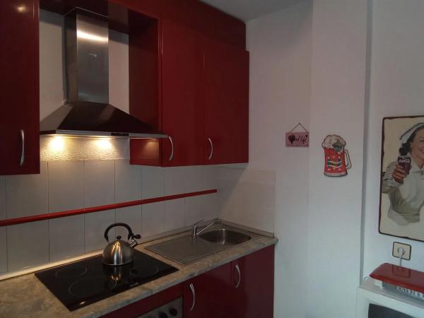 Chalet adosado en calle Remo, 10