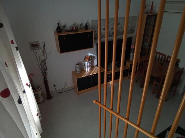 Chalet adosado en calle Remo, 10