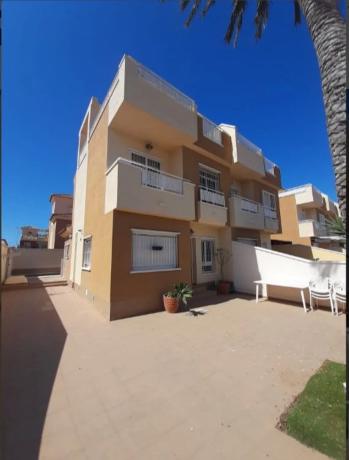 Dúplex en calle Salar