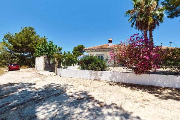 Casa independiente en Cl Roble p c