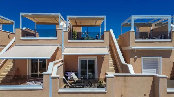 Chalet adosado en calle Begoña