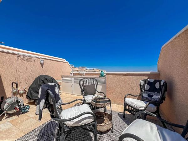 Chalet adosado en calle Begoña