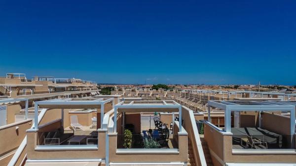 Chalet adosado en calle Begoña