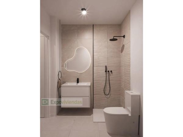 Casa independiente en calle Chopin