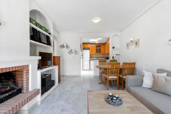 Chalet adosado en calle los Hernandez, 34