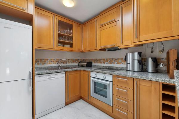 Chalet adosado en calle los Hernandez, 34