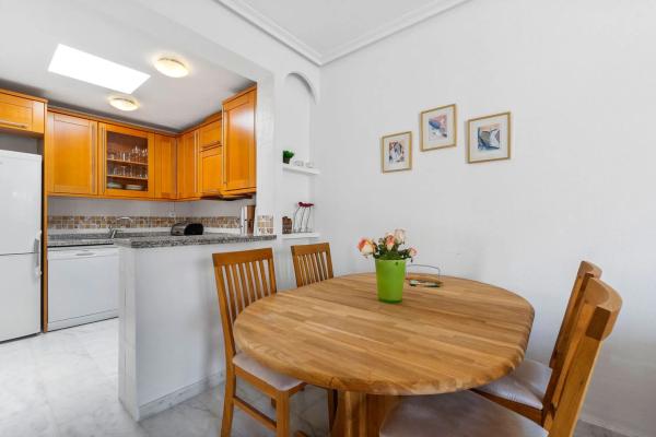 Chalet adosado en calle los Hernandez, 34