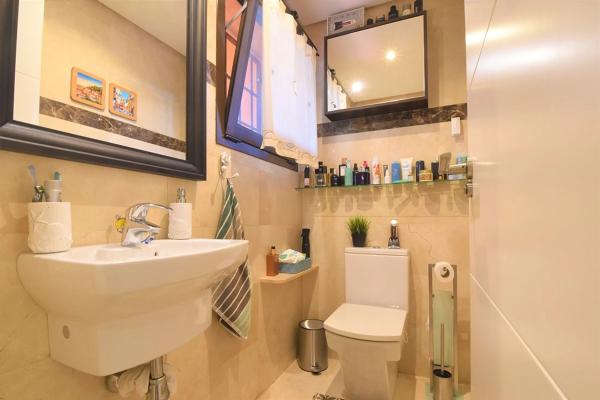 Chalet adosado en calle los Hernandez, 3