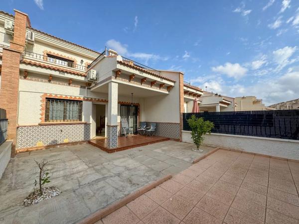 Chalet en San Miguel de Salinas