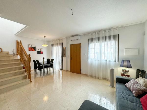 Chalet en San Miguel de Salinas