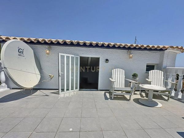 Casa independiente en calle Bermudas, 2