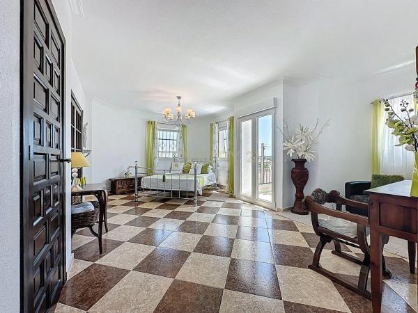 Casa independiente en calle Bermudas, 2