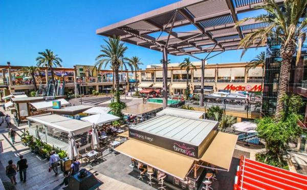 Chalet adosado en calle Iniesta