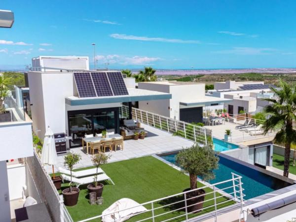 Casa independiente en calle lo Aguirre s/n