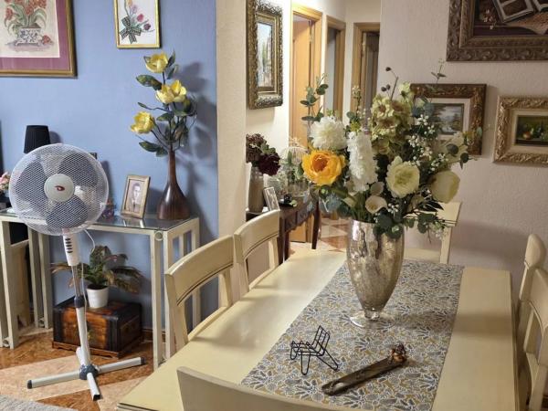 Piso en calle San Miguel de Salinas