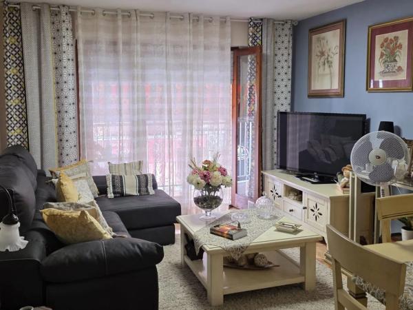 Piso en calle San Miguel de Salinas