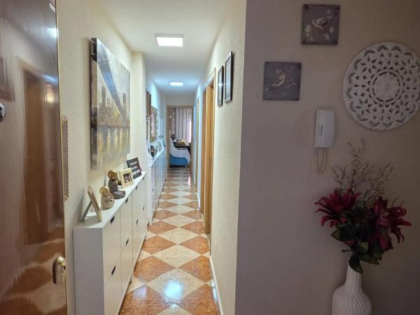 Piso en calle San Miguel de Salinas