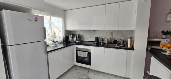 Chalet adosado en calle La Marina, 44