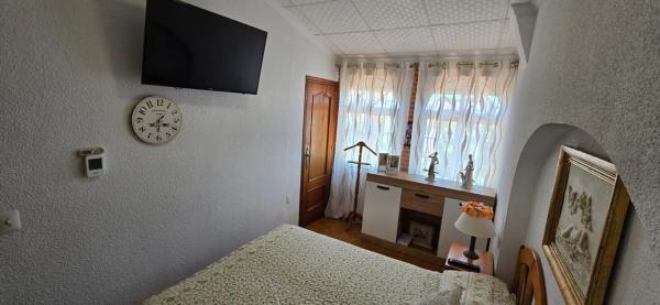 Chalet adosado en calle La Marina, 44