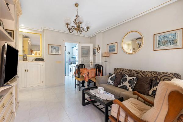 Piso en avenida Don Juan de Austria