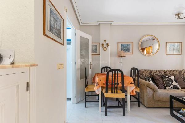 Piso en avenida Don Juan de Austria